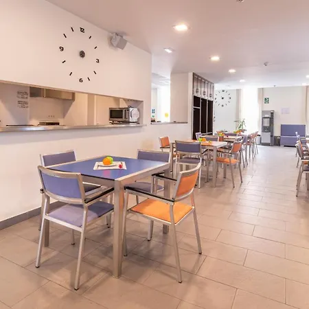 Hostel 